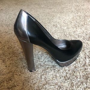 BCBG Balck/Silver Heel